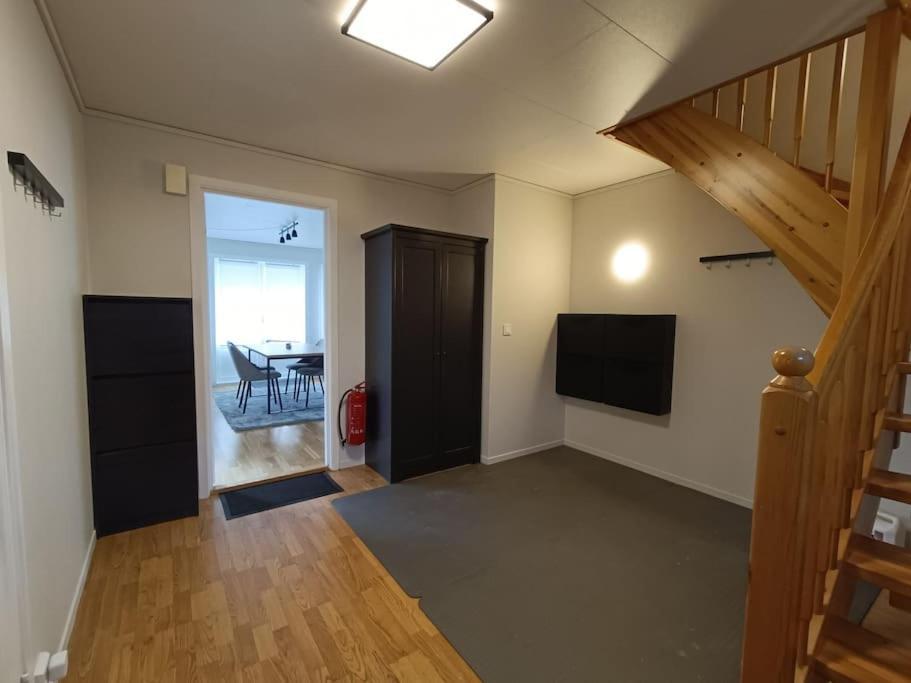 Spacious And Fully Equipped 5 Bedroom House With Free Parking Stavanger