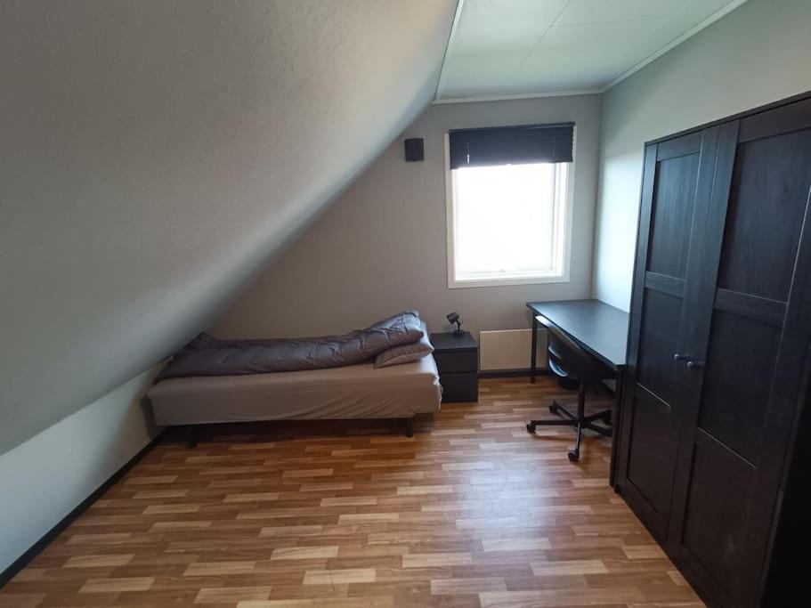 Apartment Spacious And Fully Equipped 5 Bedroom House With Free Parking Stavanger